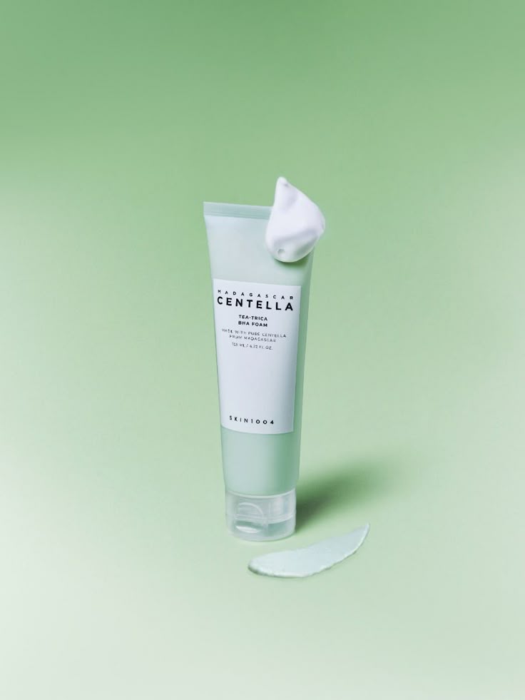 MADAGASCAR CENTELLA TEA-TRICA BHA FOAM 125ML